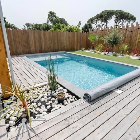 * * La Maison Du Bonheur * * Piscine Chauffee Villa Fargues-Saint-Hilaire